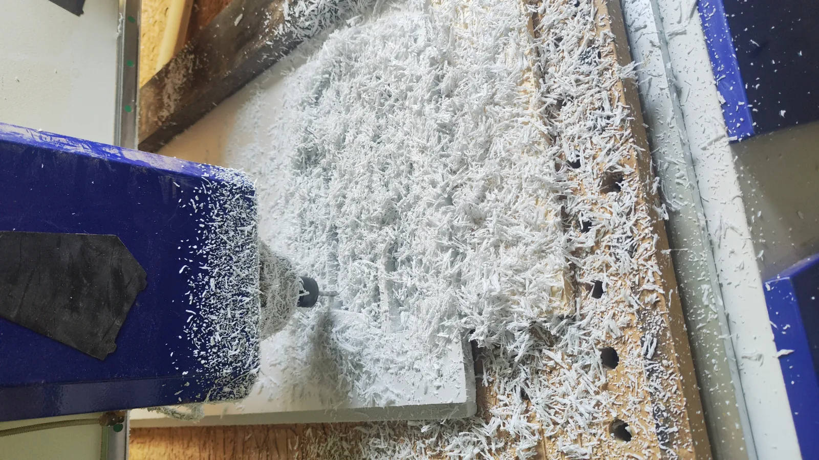 Talla 3D mecanizada por CNC para decorado de producción audiovisual - TOVARNA Pamplona