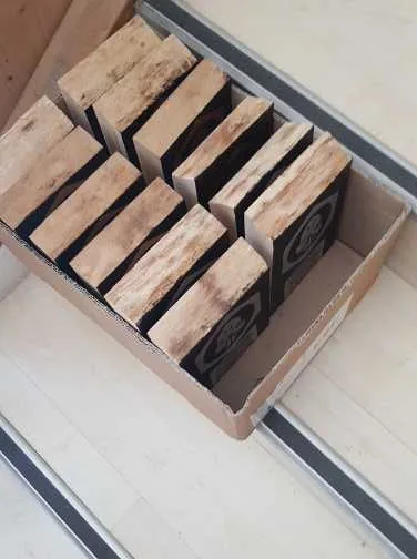 Trofeos CrossFit Runa Pamplona - base de madera maciza